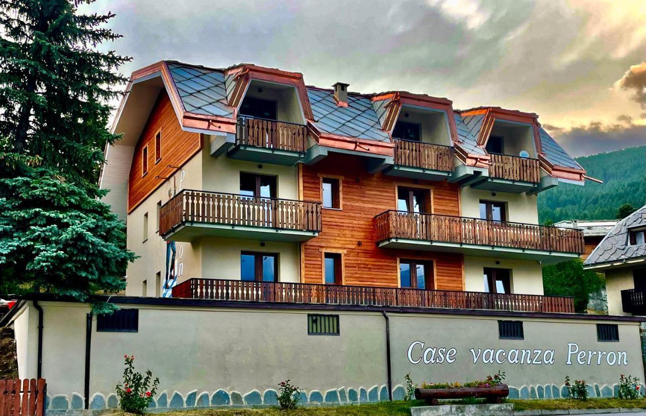 Perron Apartahotel Oulx