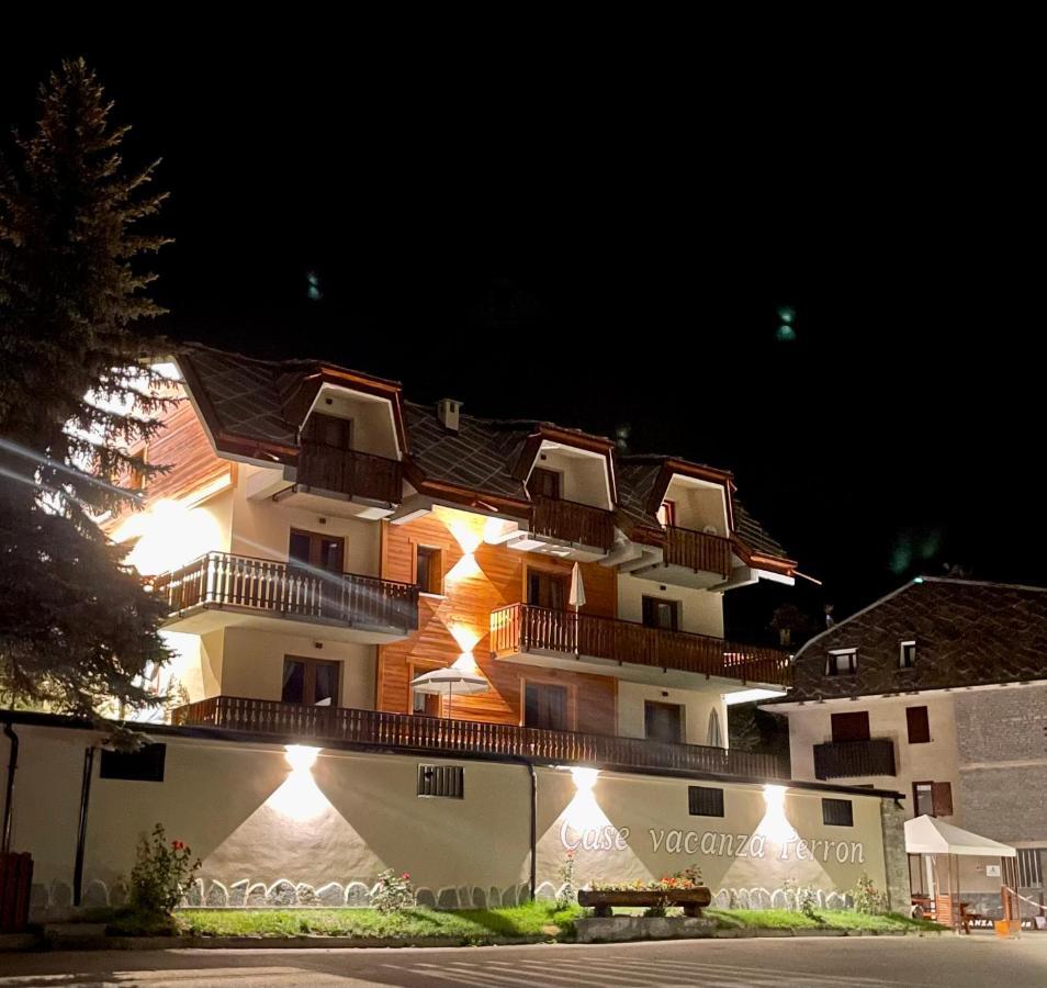 Perron Apartahotel